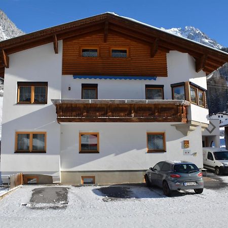 Apartmán Haus Schimpfoessl Flirsch Exteriér fotografie