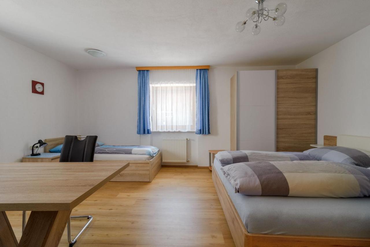 Apartmán Haus Schimpfoessl Flirsch Exteriér fotografie