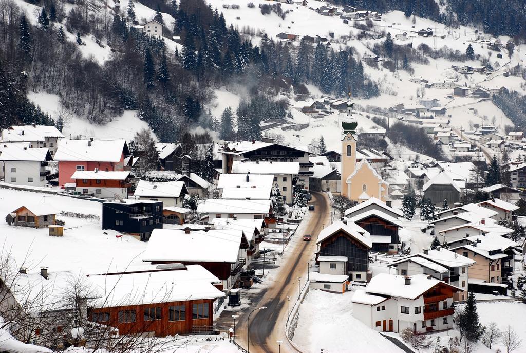 Apartmán Haus Schimpfoessl Flirsch Exteriér fotografie
